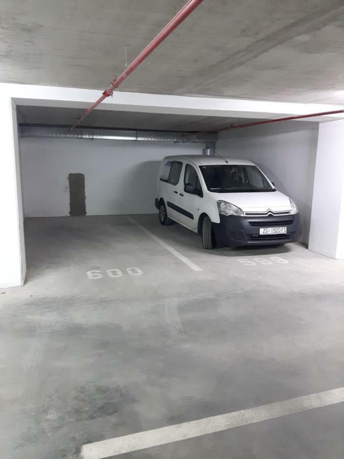 Apartments Abelija Zagreb Eksteriør billede